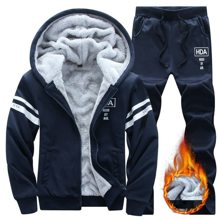 Causal Tracksuits Men Set hooded Thicken Fleece Hoodies + Sweatpant 2020 Winter Spring Sweatshirt Sportswear Male Letter Print