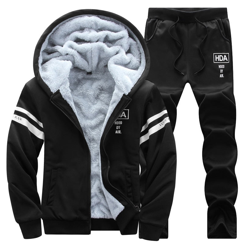 Causal Tracksuits Men Set hooded Thicken Fleece Hoodies + Sweatpant 2020 Winter Spring Sweatshirt Sportswear Male Letter Print